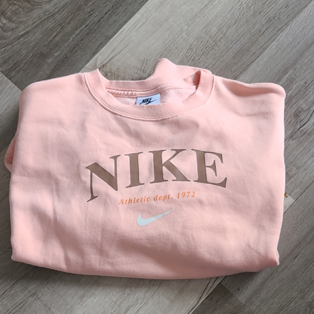 Nike Light Pink Crewneck Sweatshirt Girls XL